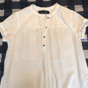 Perfect white top for summer!